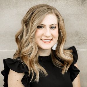 Meet your Posher, Carlee